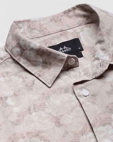 Men Floral Print Slim Fit Shirt with Patch Pocket