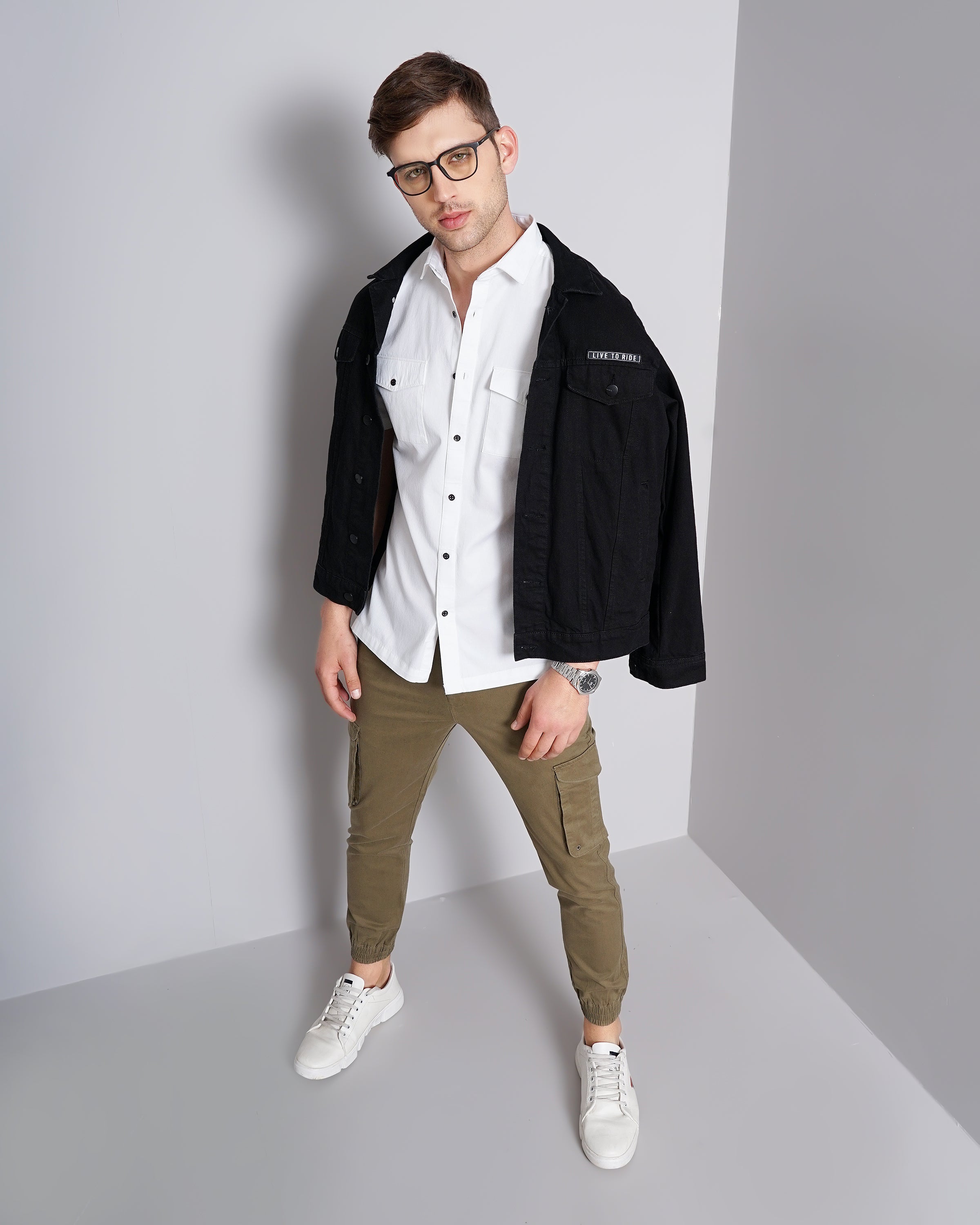 DOUBLE POCKET SLIM FIT SHIRT