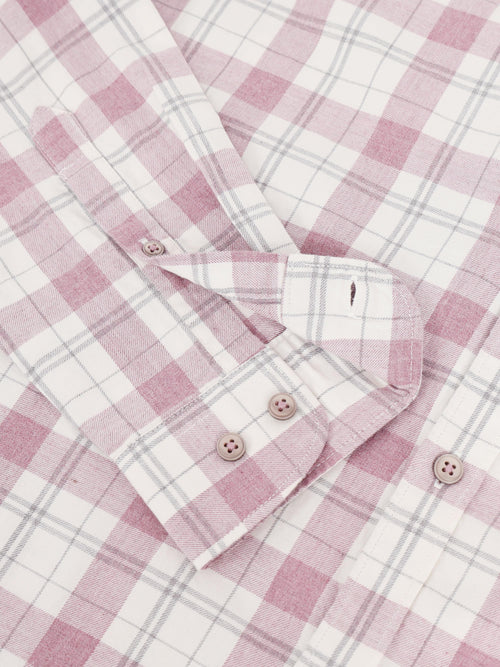 Men Smart Slim Fit Checked Casual Shirt