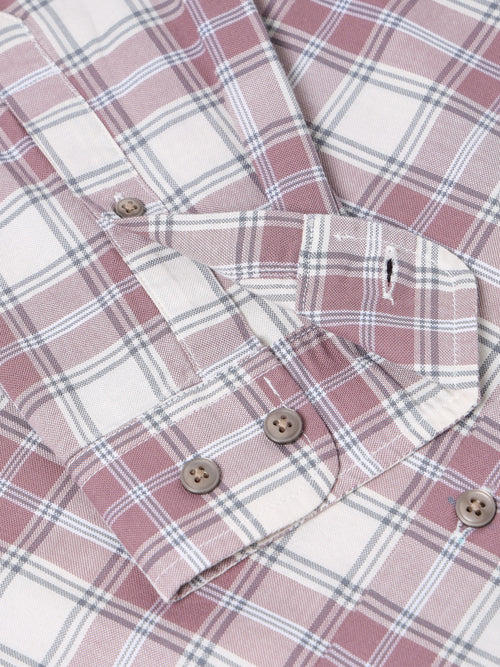 Men Smart Slim Fit Checked Casual Shirt