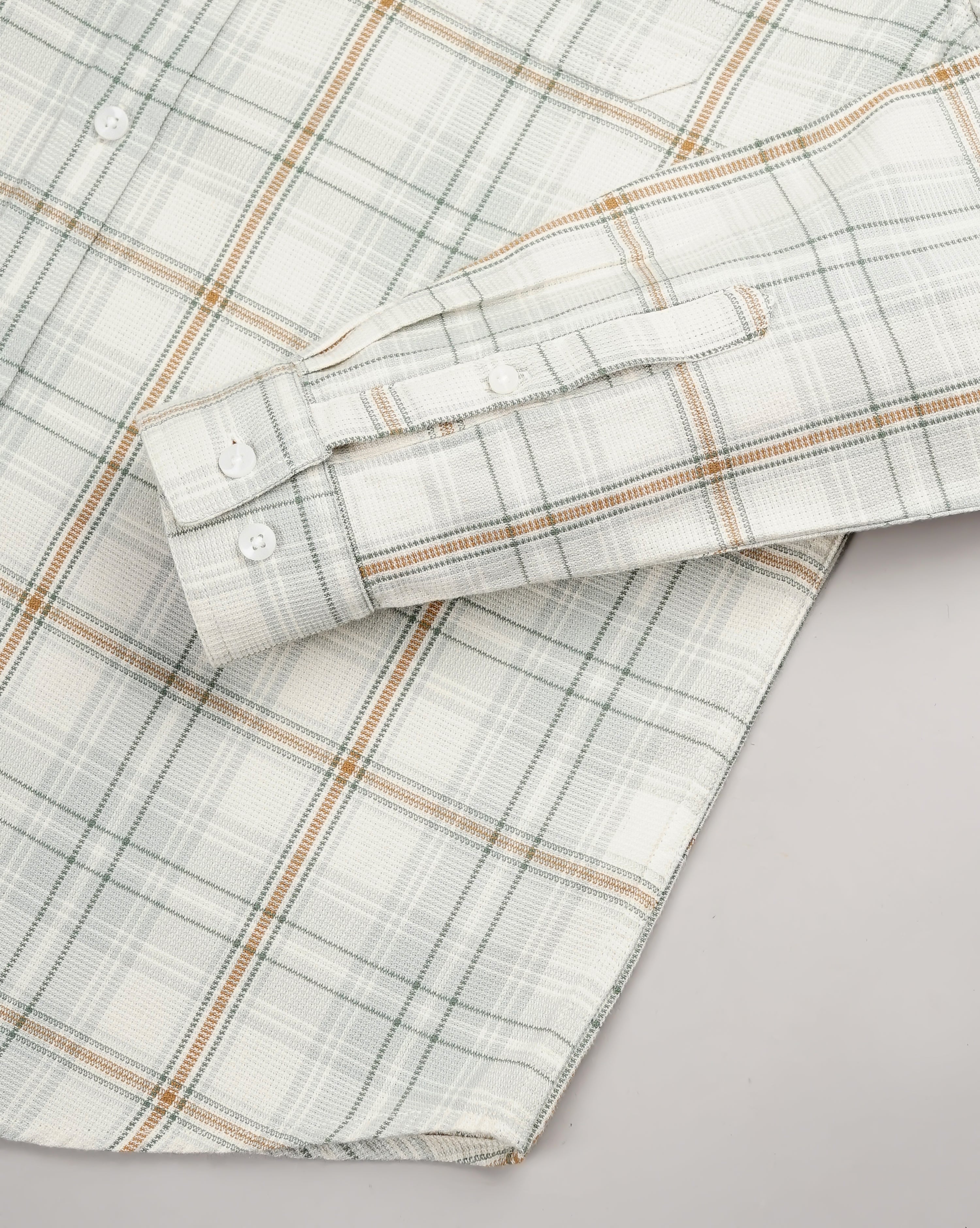 Men's Checks Shirt