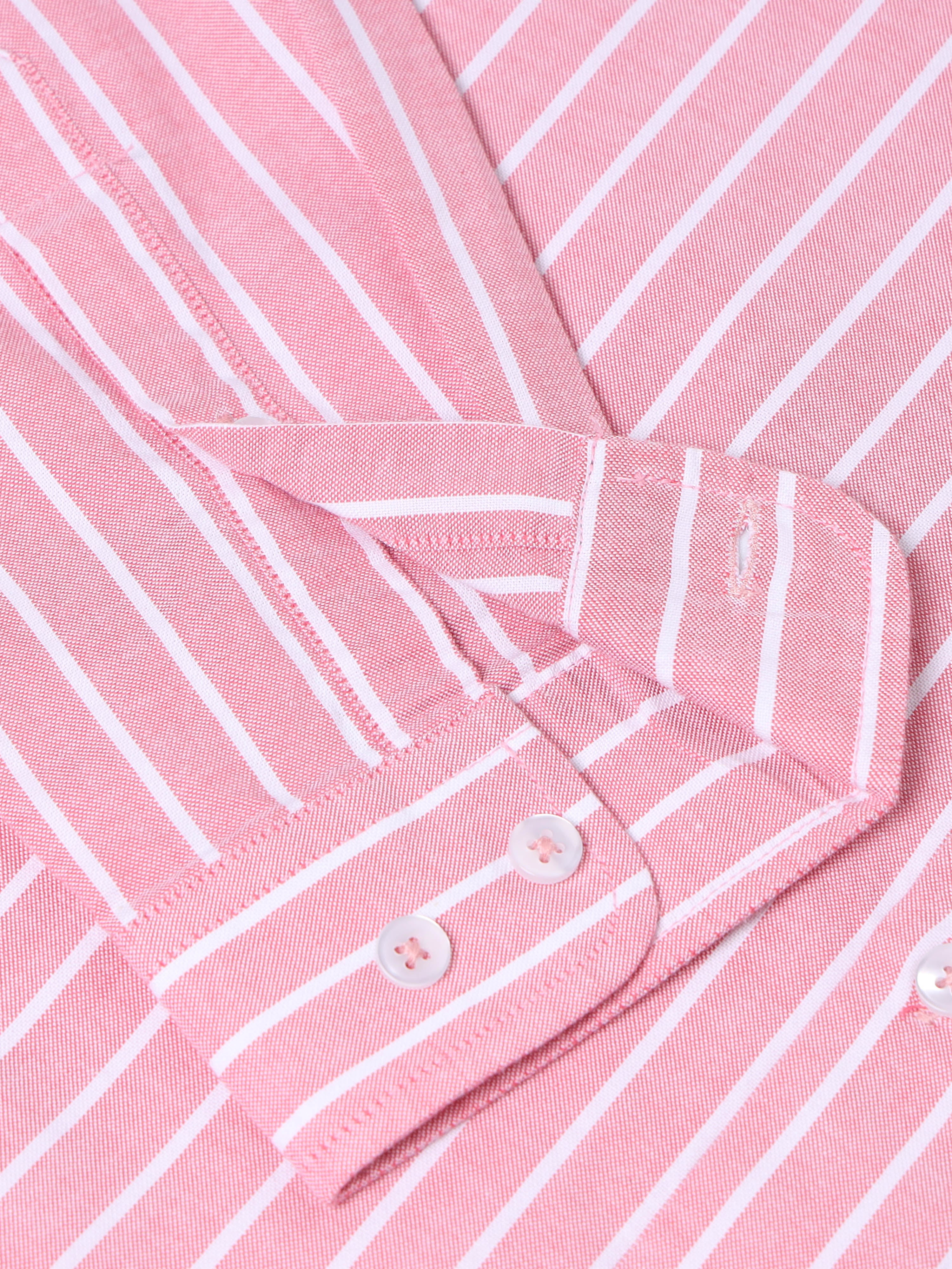 Men Smart Slim Fit Striped Casual Shirt