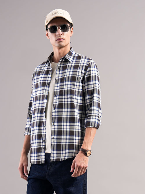 Men Smart Slim Fit Checked Casual Shirt