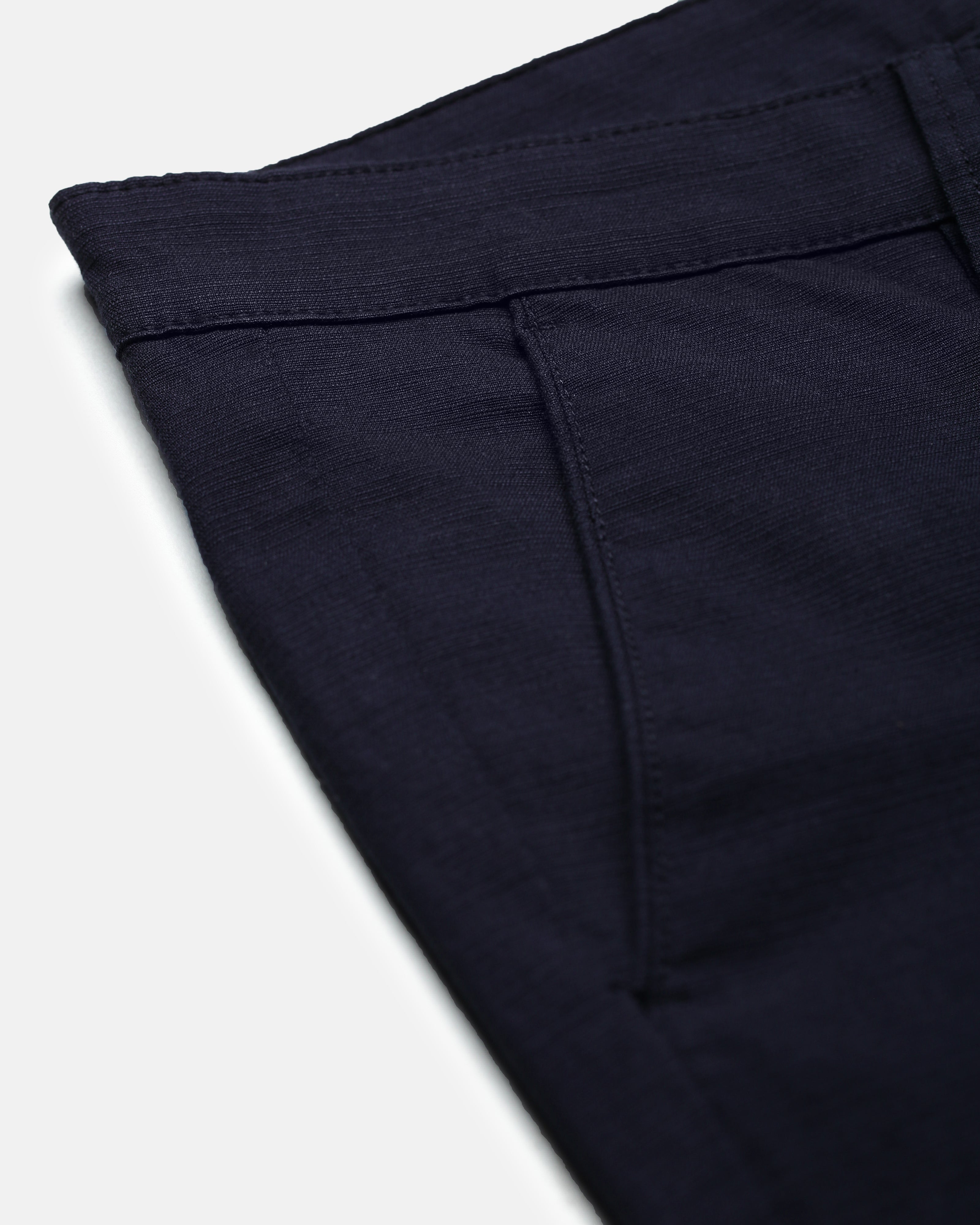 Men Comfort Slim Fit Low-Rise Chinos