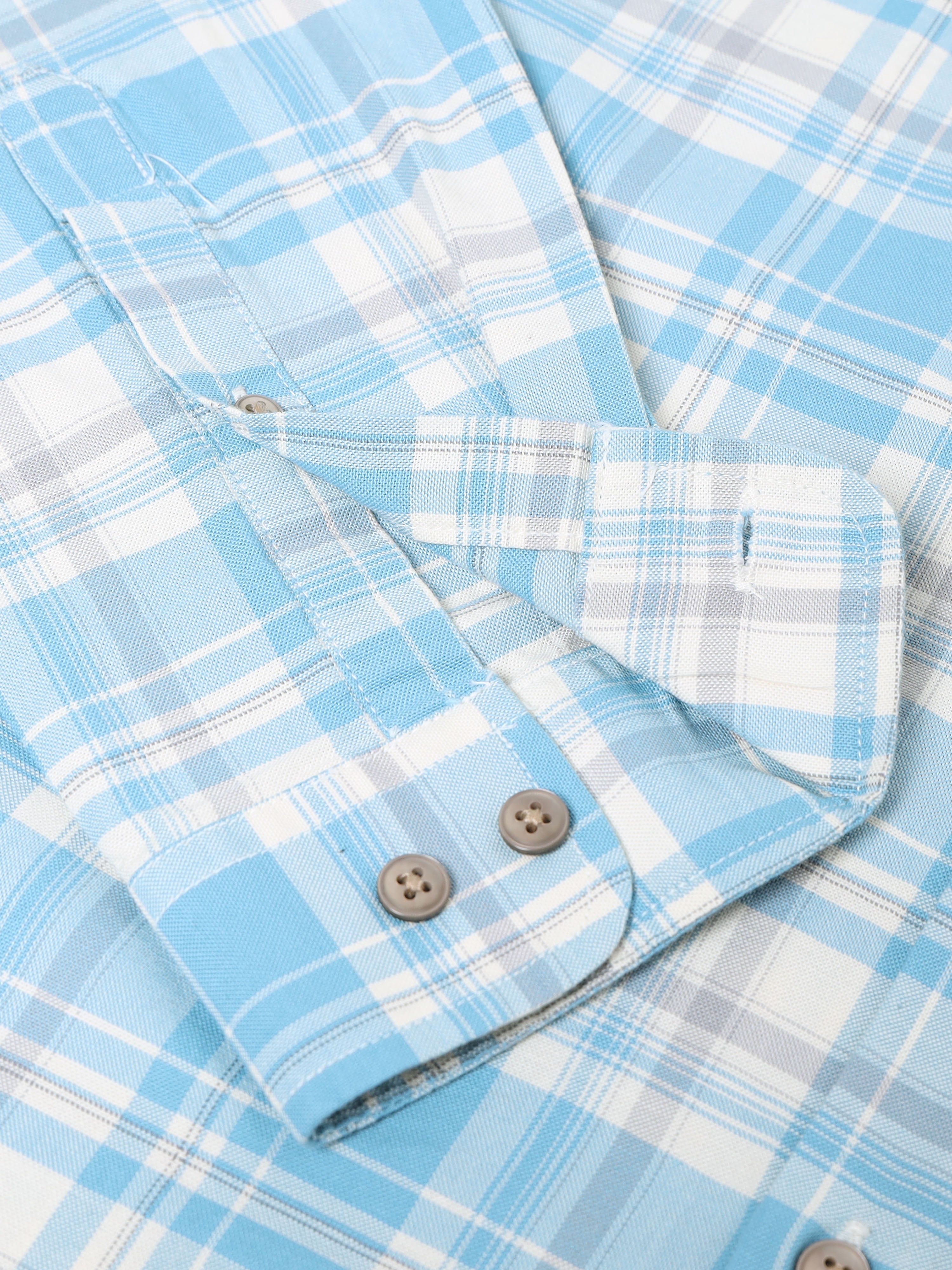 Men Smart Slim Fit Checked Casual Shirt