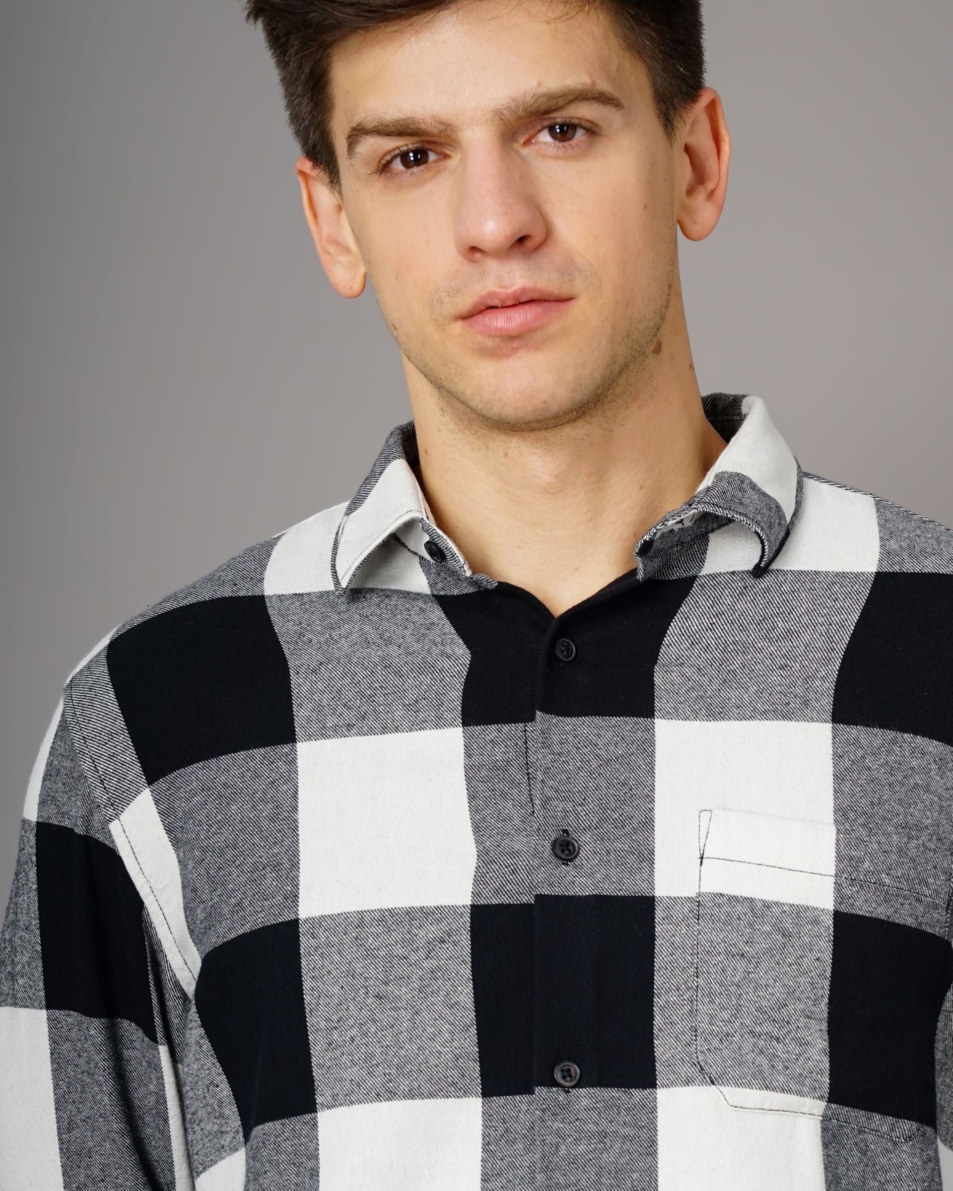 Men's Checks Shirt