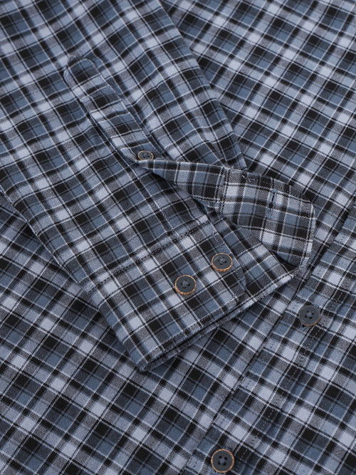 Men Smart Slim Fit Checked Casual Shirt