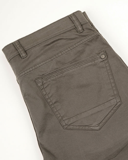 MEN'S ANKLE FIT CASUAL CHINOS