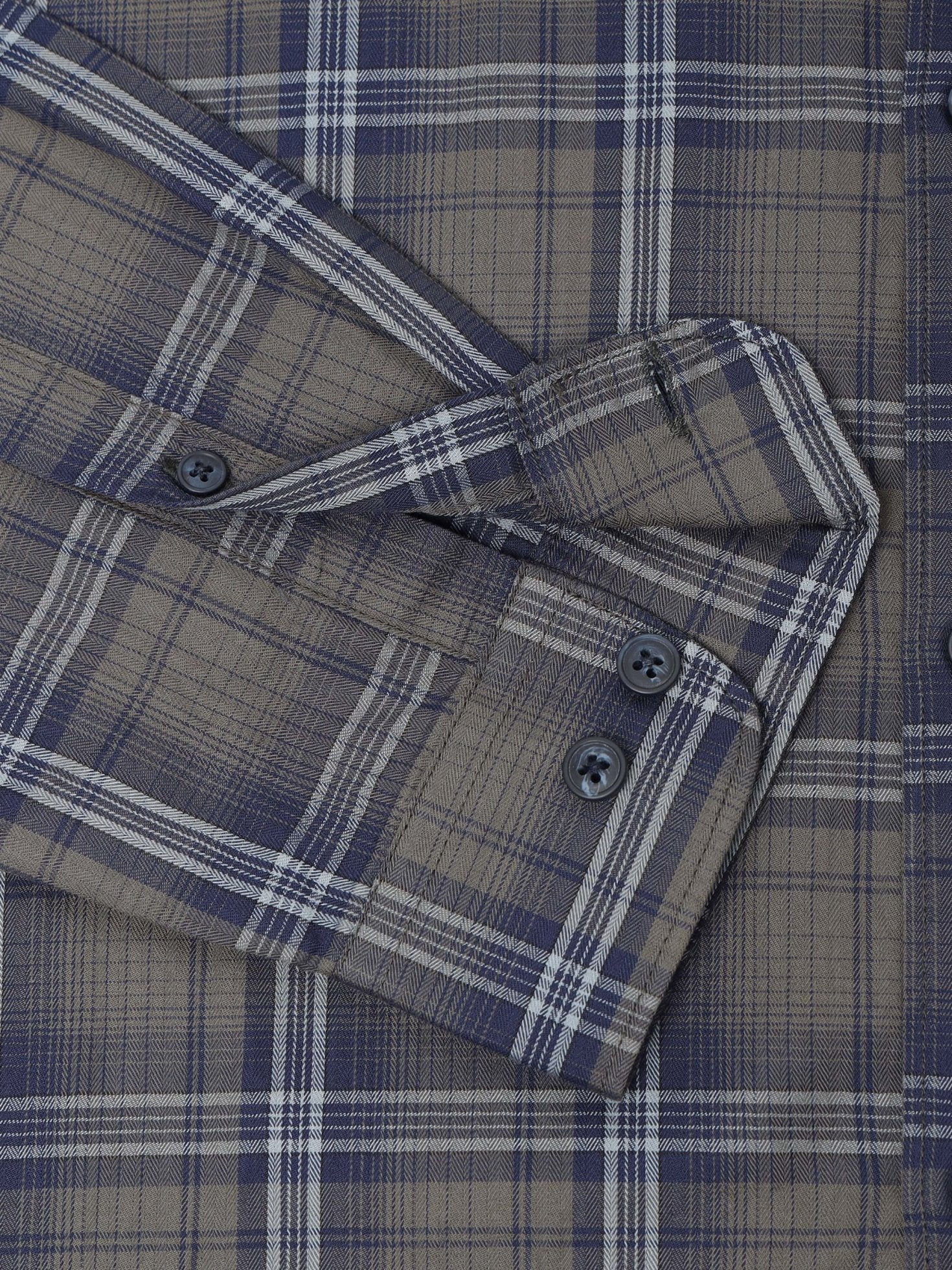 Men Smart Slim Fit Checked Casual Shirt