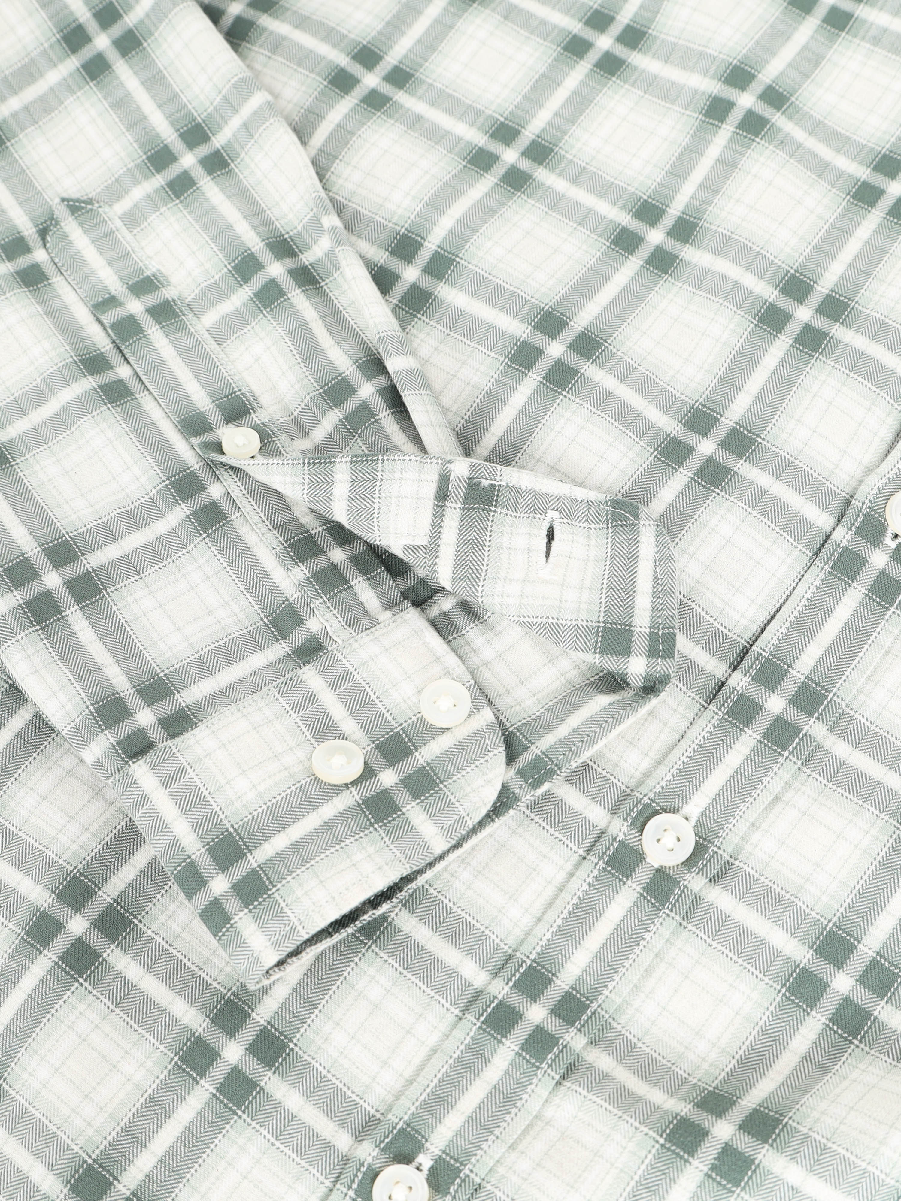 Men Smart Slim Fit Checked Casual Shirt