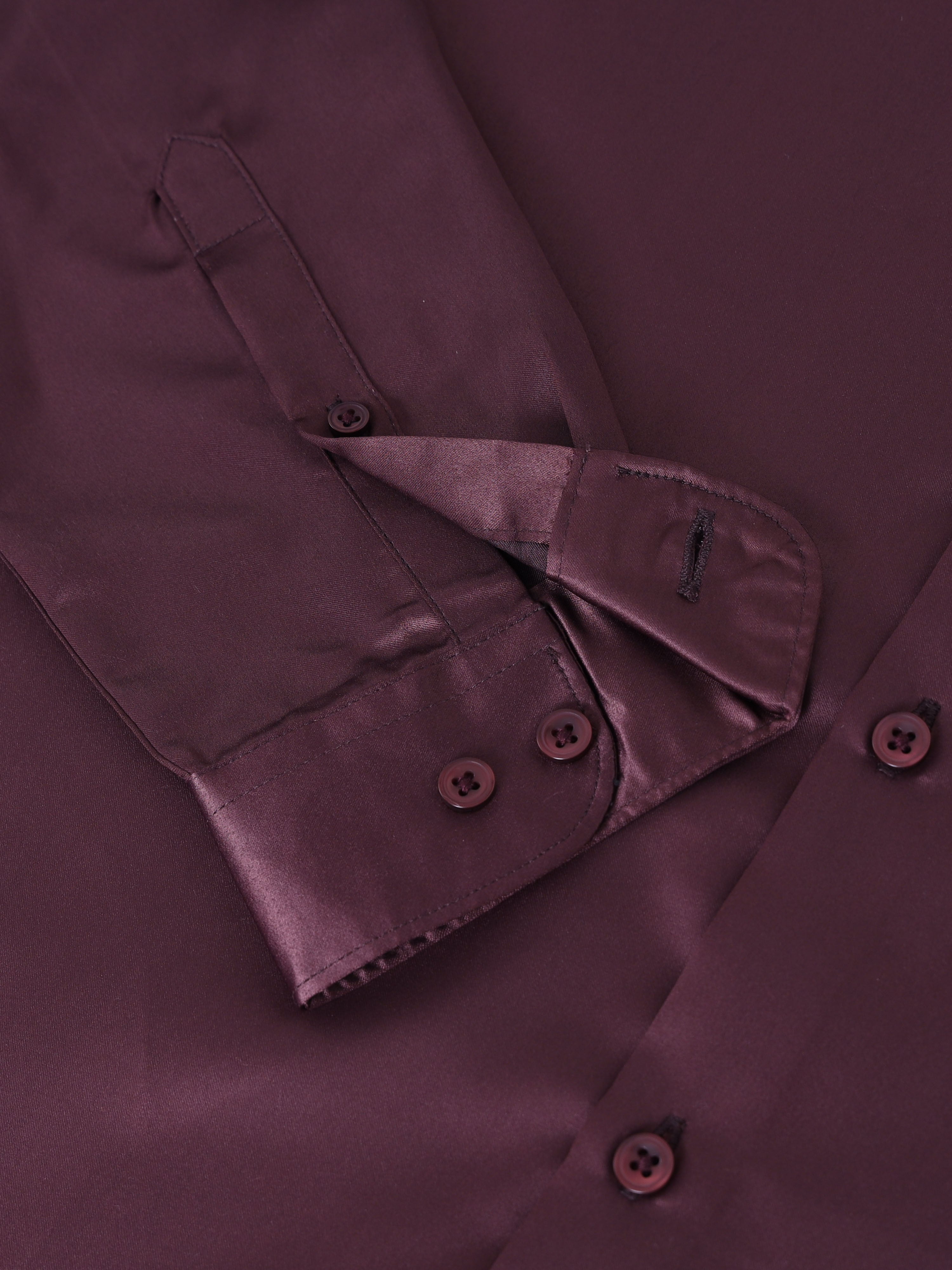 Spread Collar Smart Slim Fit Casual Shirt