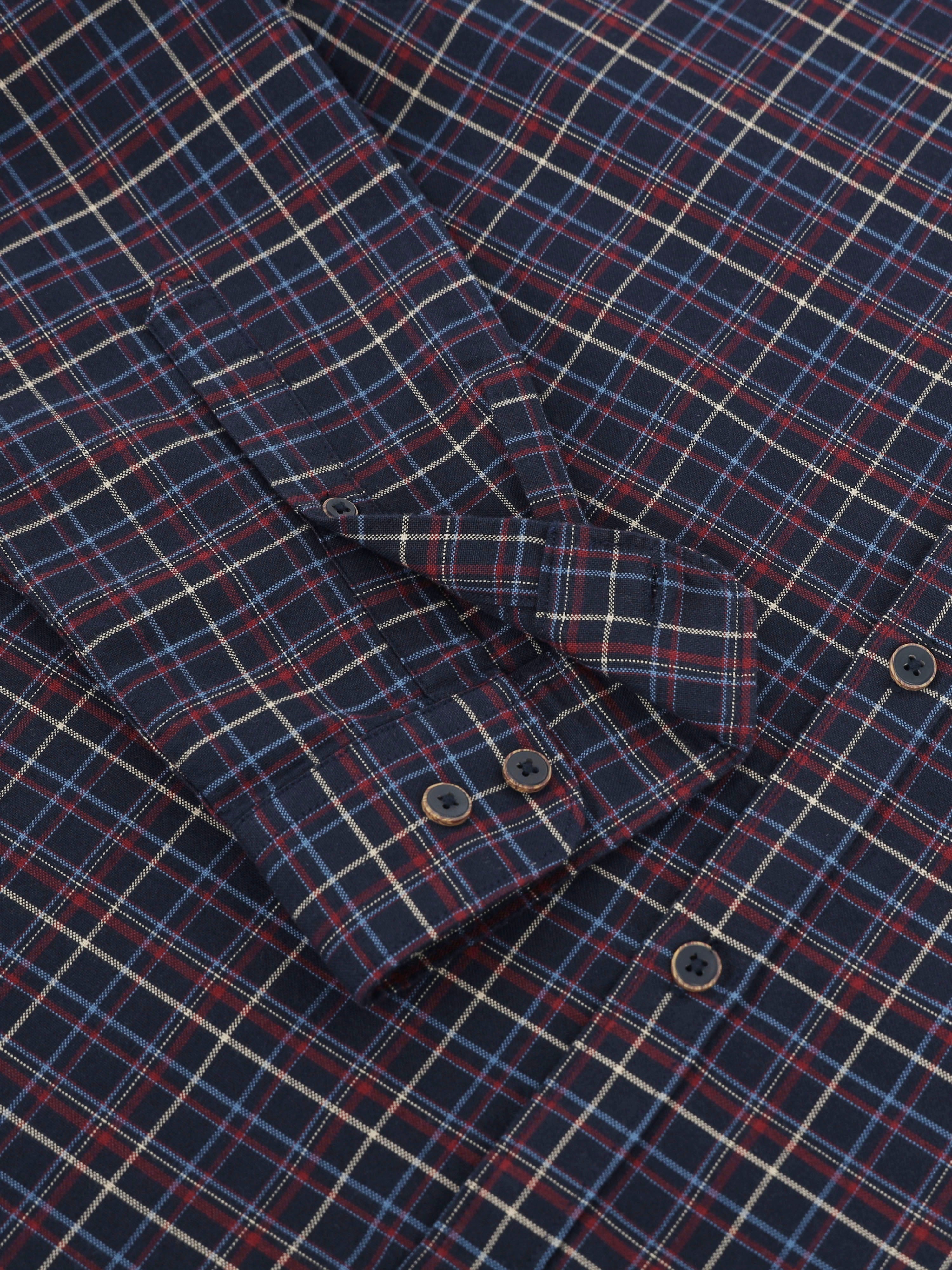Men Smart Slim Fit Checked Casual Shirt