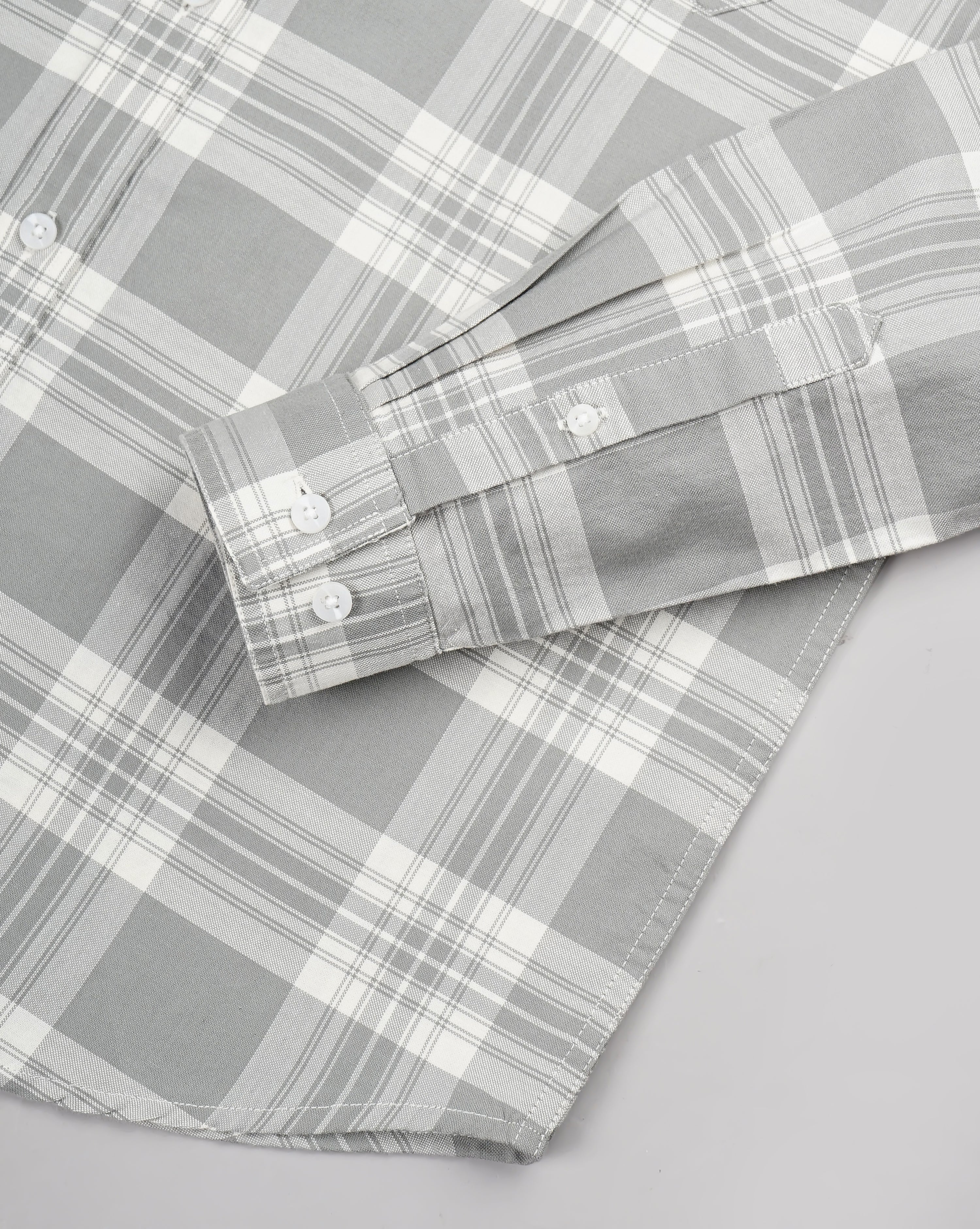 Men's Checks Shirt