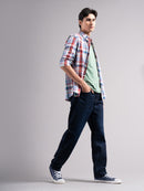 Men Smart Slim Fit Mid-Rise Light Fade Jeans