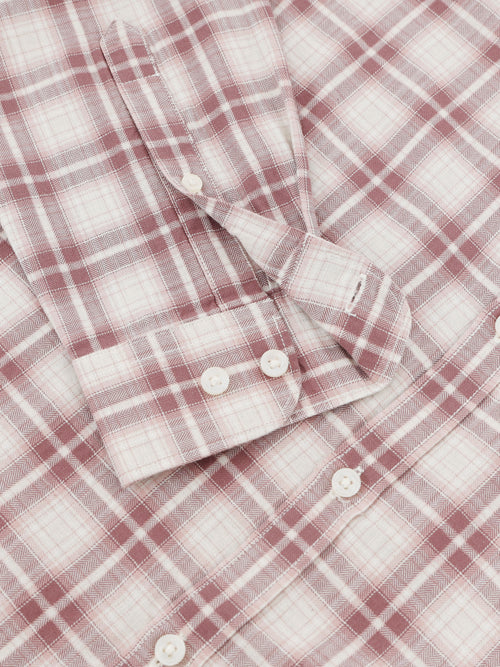 Men Smart Slim Fit Checked Casual Shirt