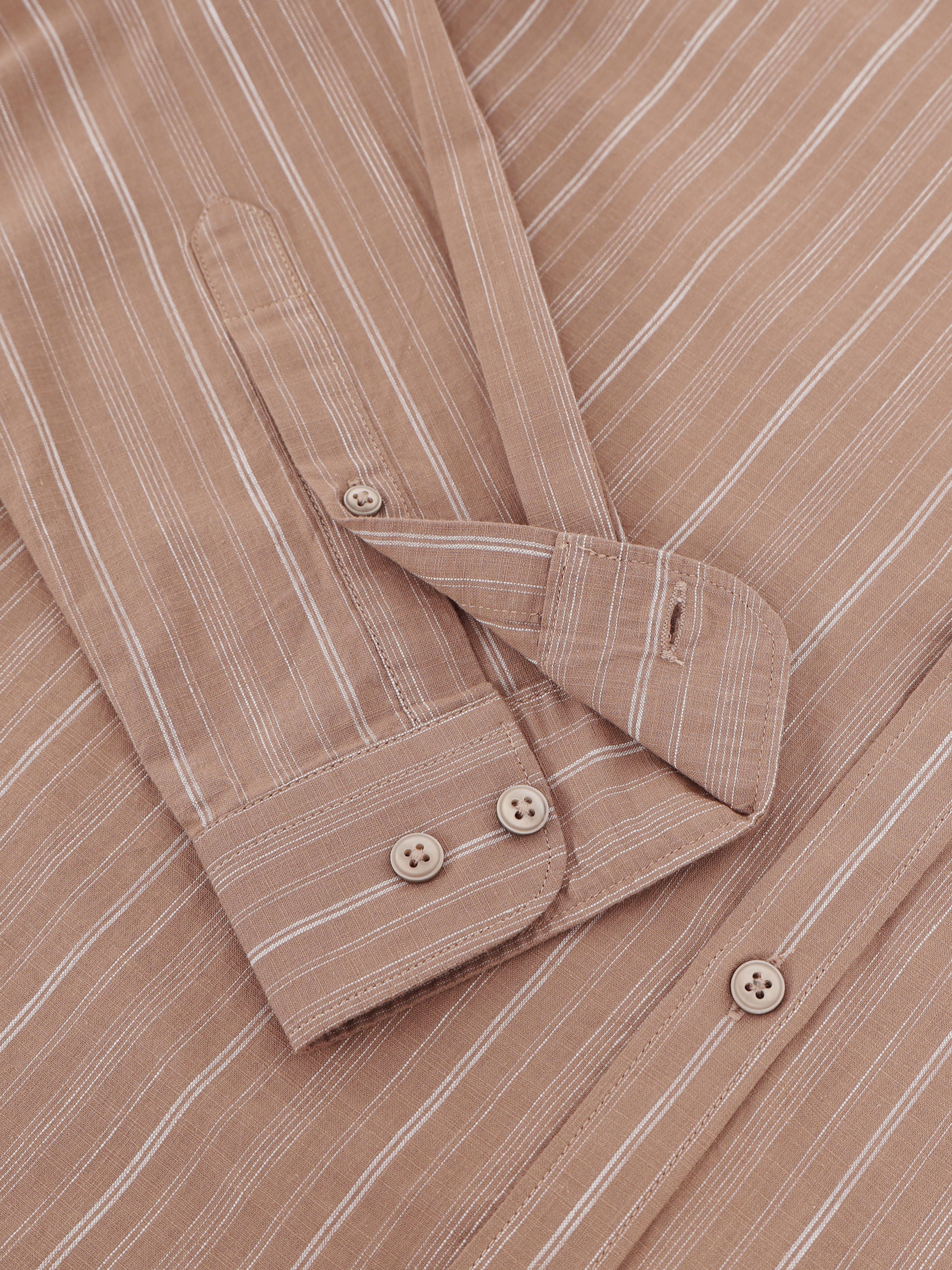Men Smart Slim Fit Striped Casual Shirt