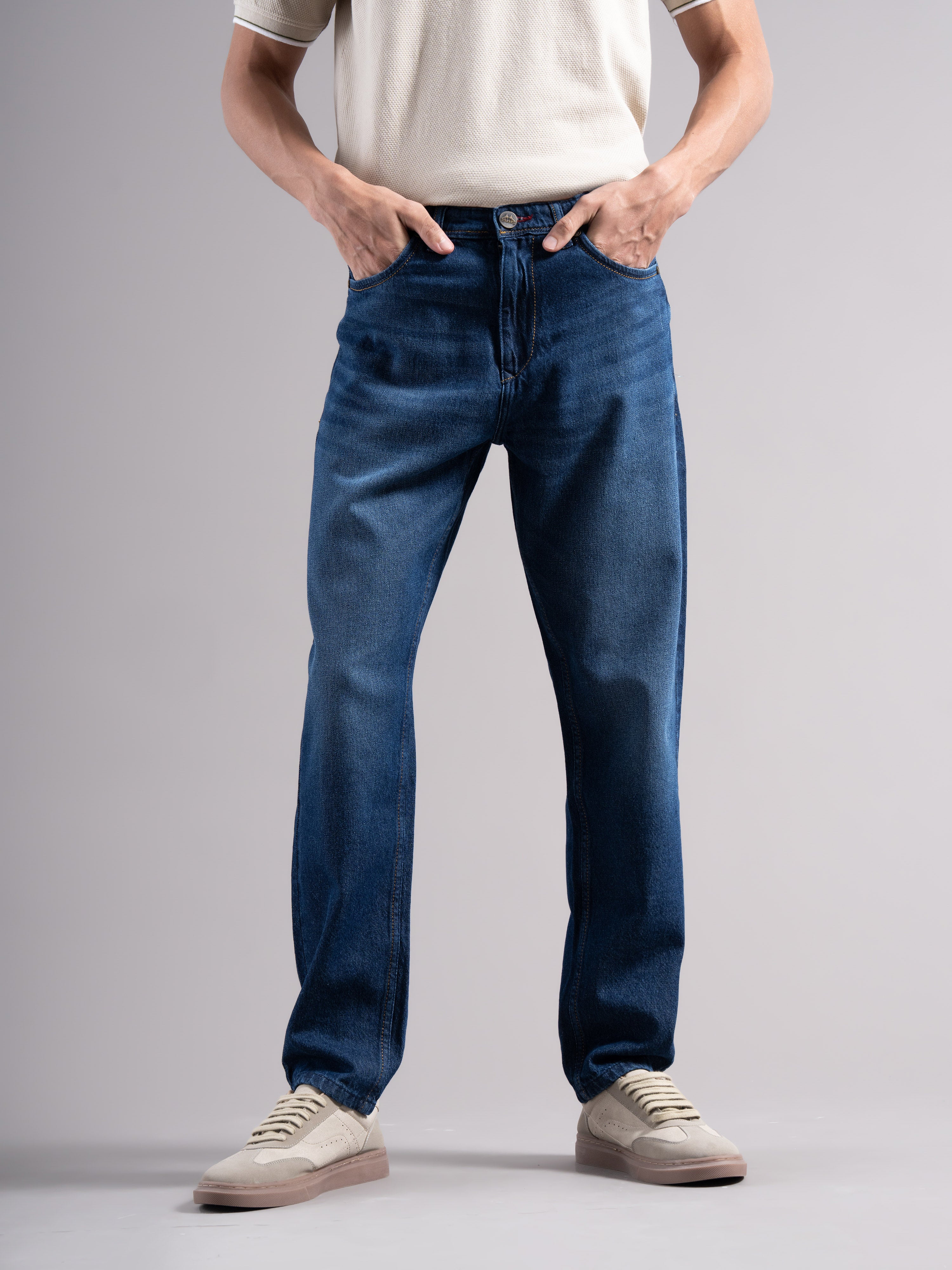 Men Smart Slim Fit Mid-Rise Light Fade Jeans