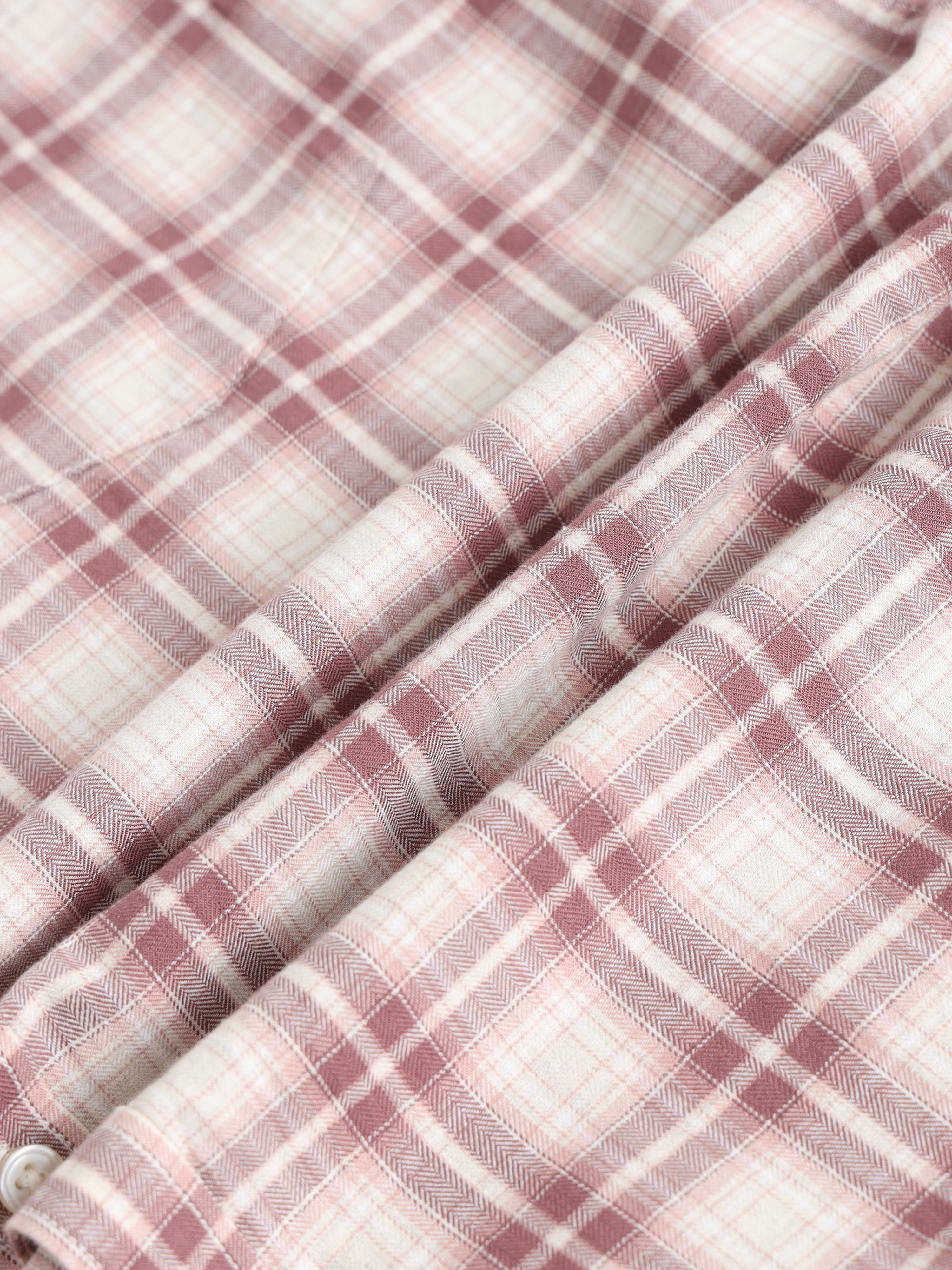 Men Smart Slim Fit Checked Casual Shirt