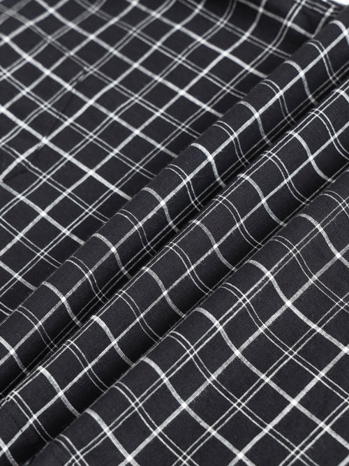 Men Smart Slim Fit Checked Casual Shirt
