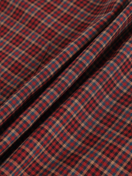 Men Smart Slim Fit Checked Casual Shirt
