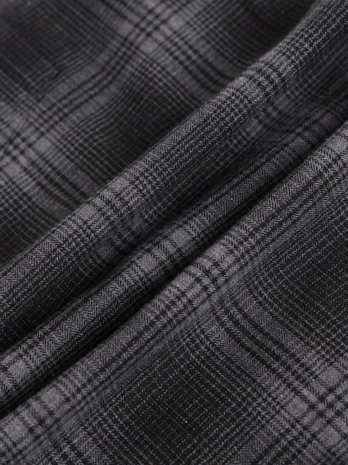 Men Smart Slim Fit Checked Casual Shirt