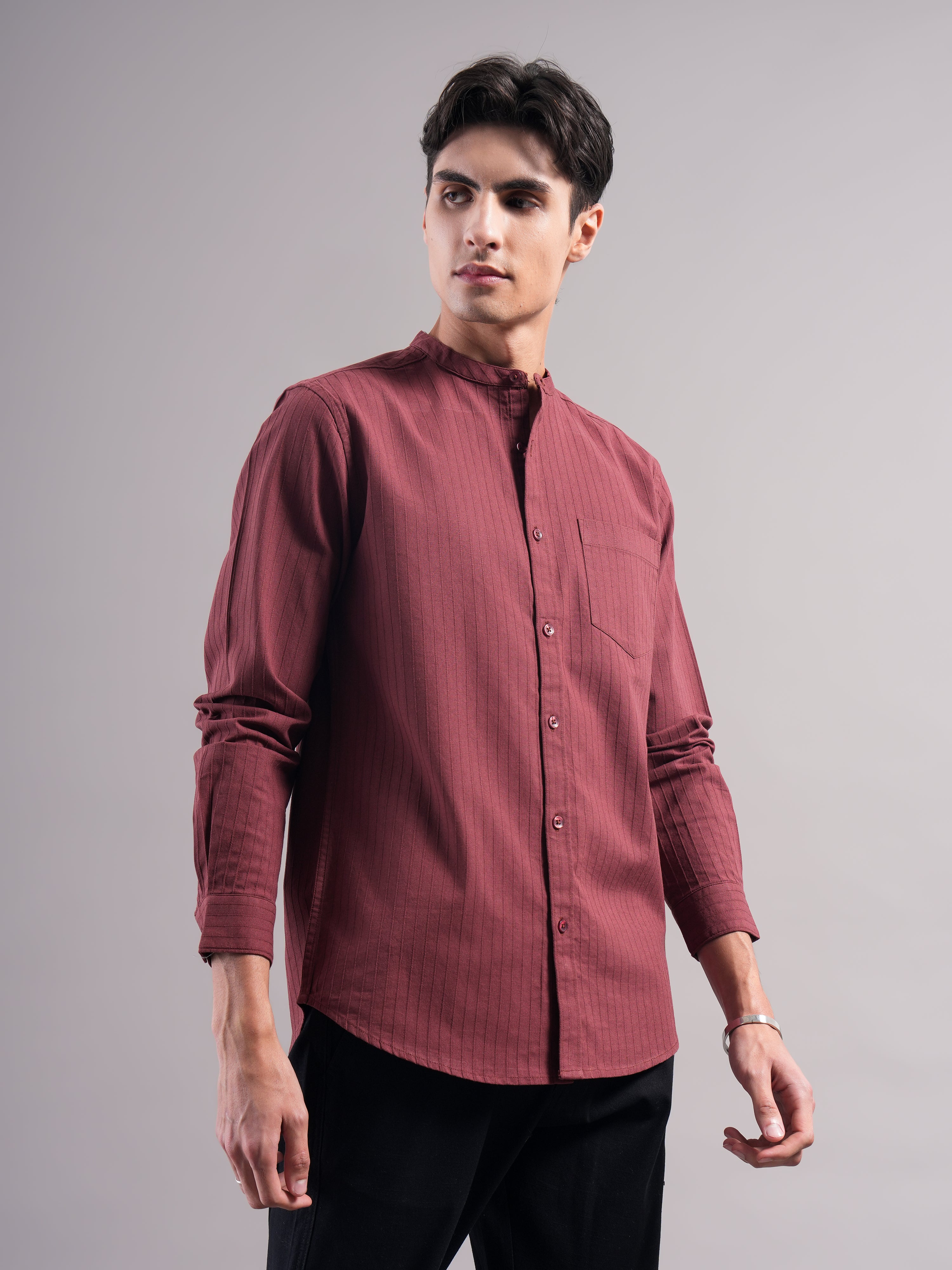 Men Smart Slim Fit Striped Casual Shirt