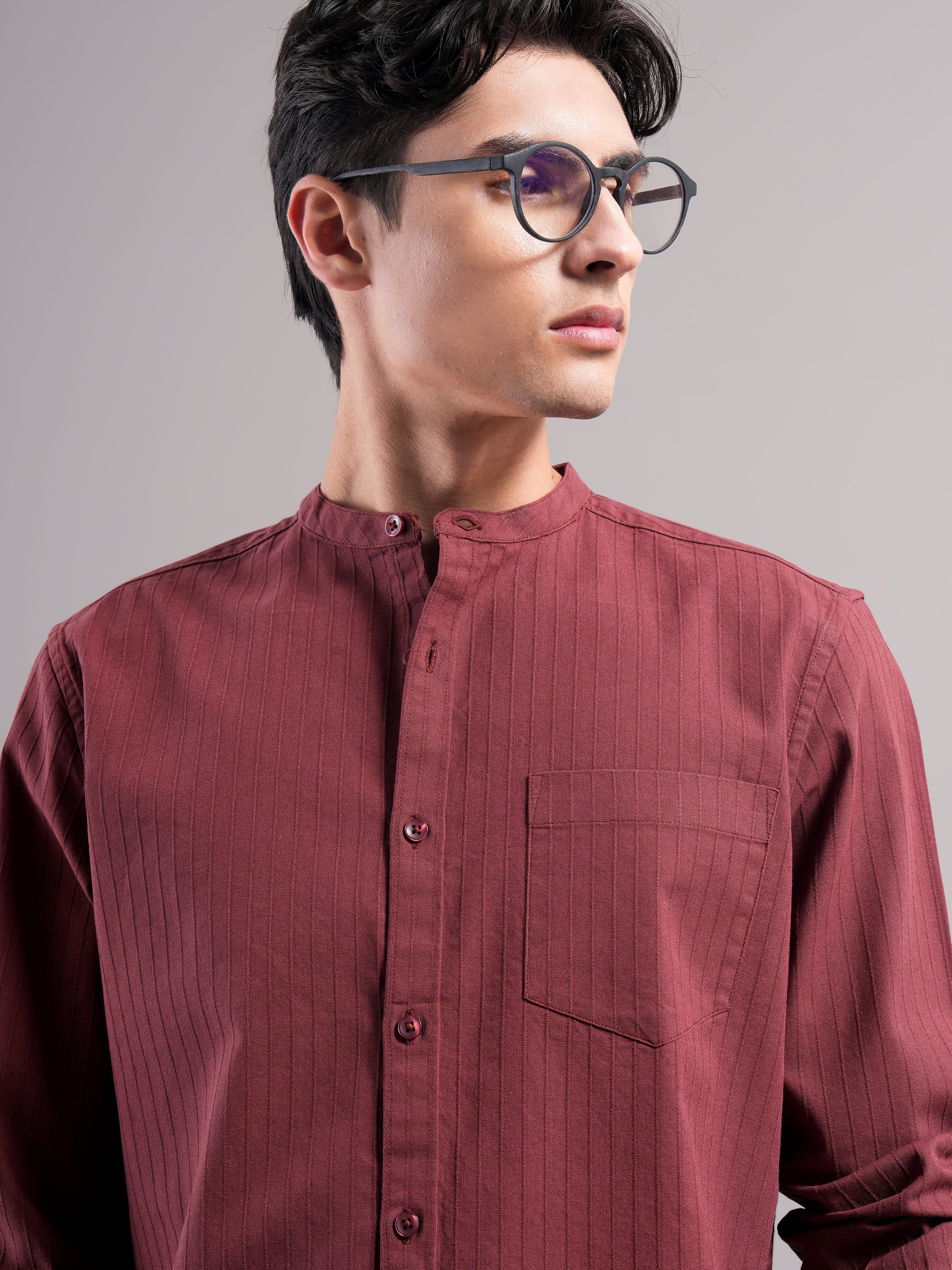 Men Smart Slim Fit Striped Casual Shirt