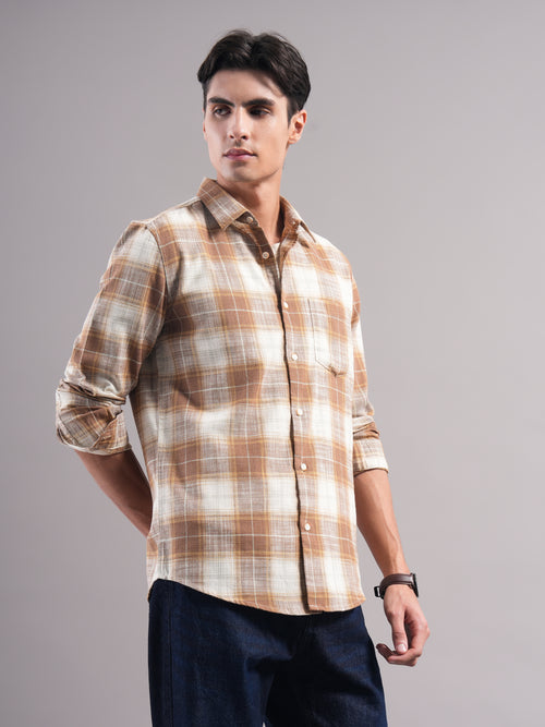 Men Smart Slim Fit Checked Casual Shirt