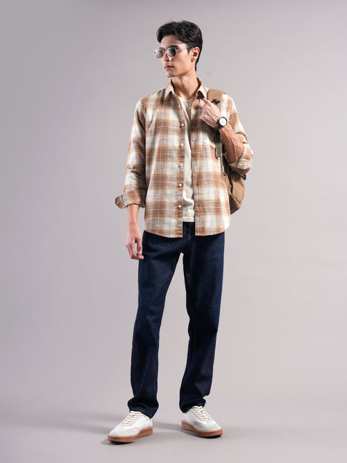 Men Smart Slim Fit Checked Casual Shirt