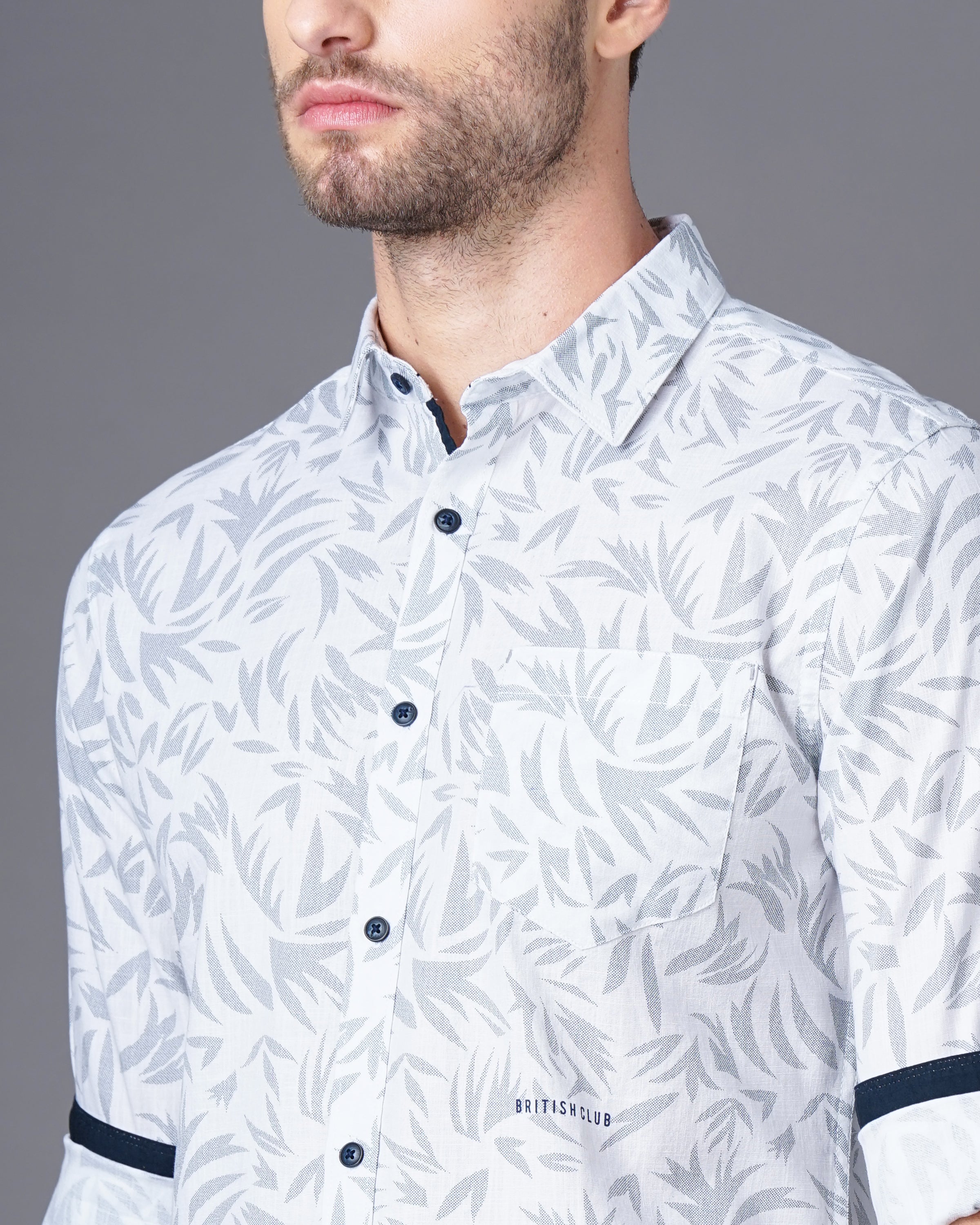 Men Classic Fit Spread Collar Abstract Printed Cotton Casual Shirt