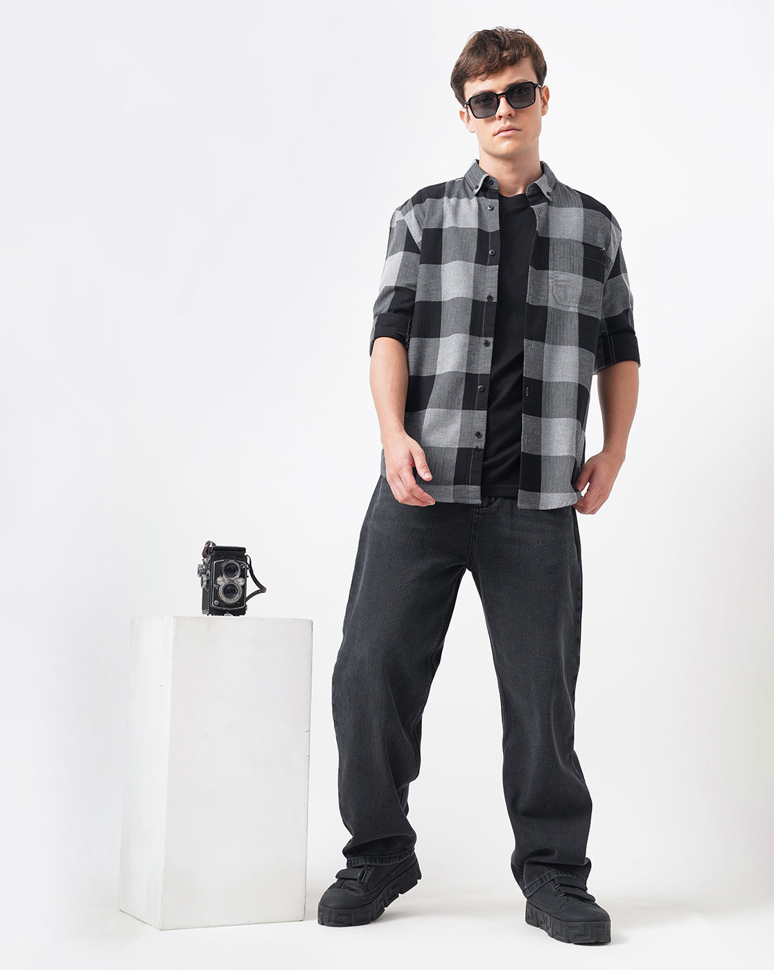Men Standard Button-Down Collar Gingham Checked Cotton Casual Shirt