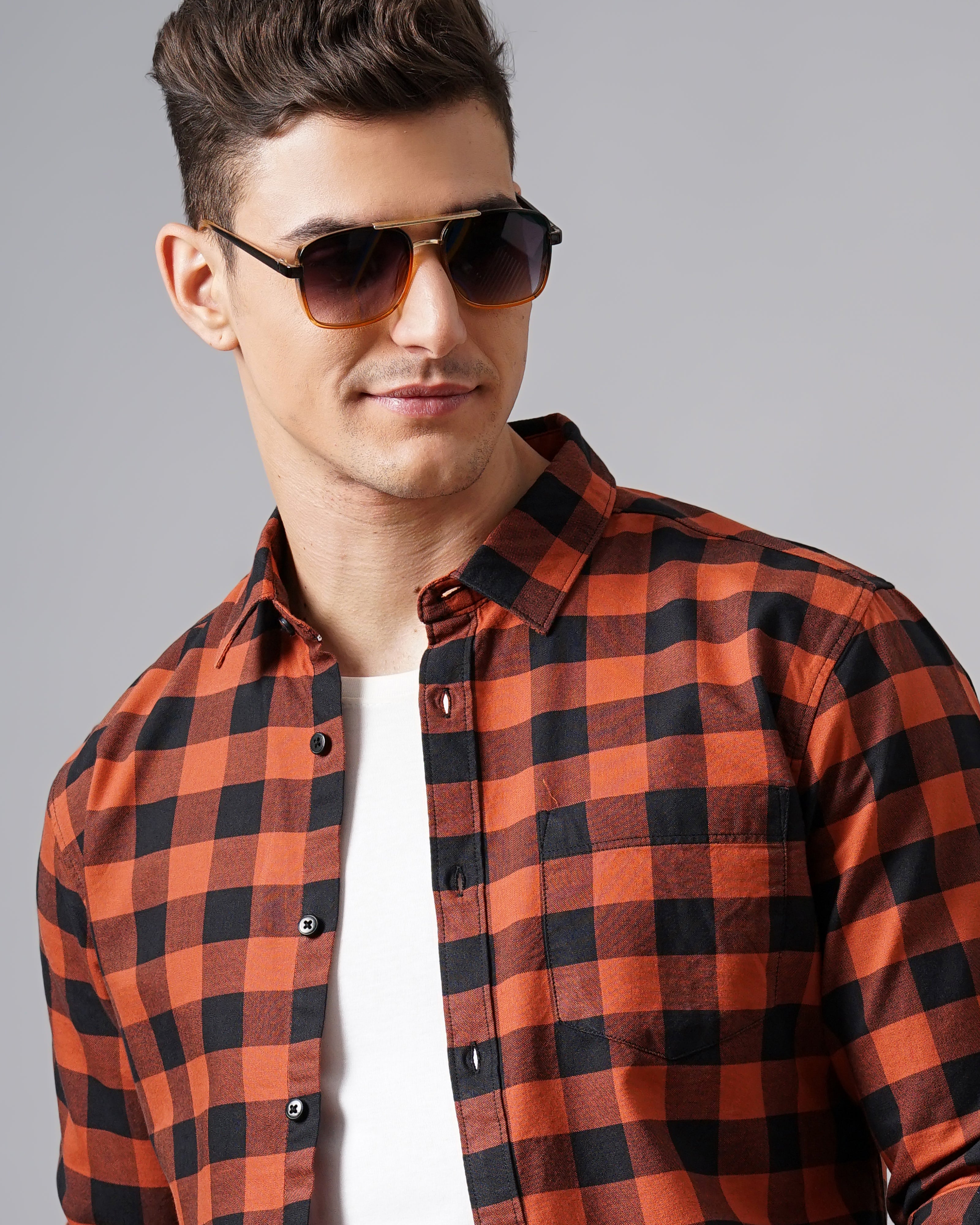 Men's Checks Shirt