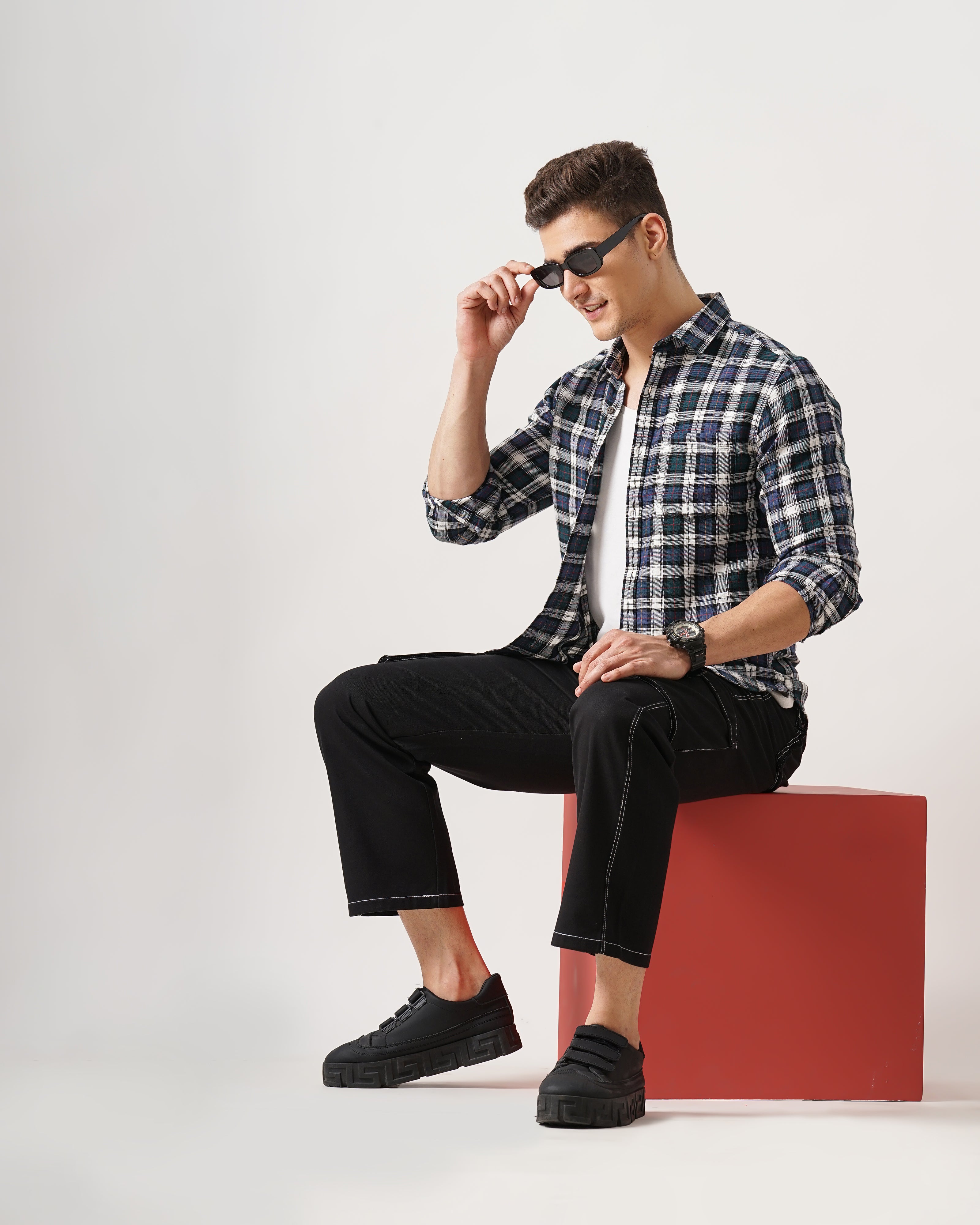 Men's Checks Shirt