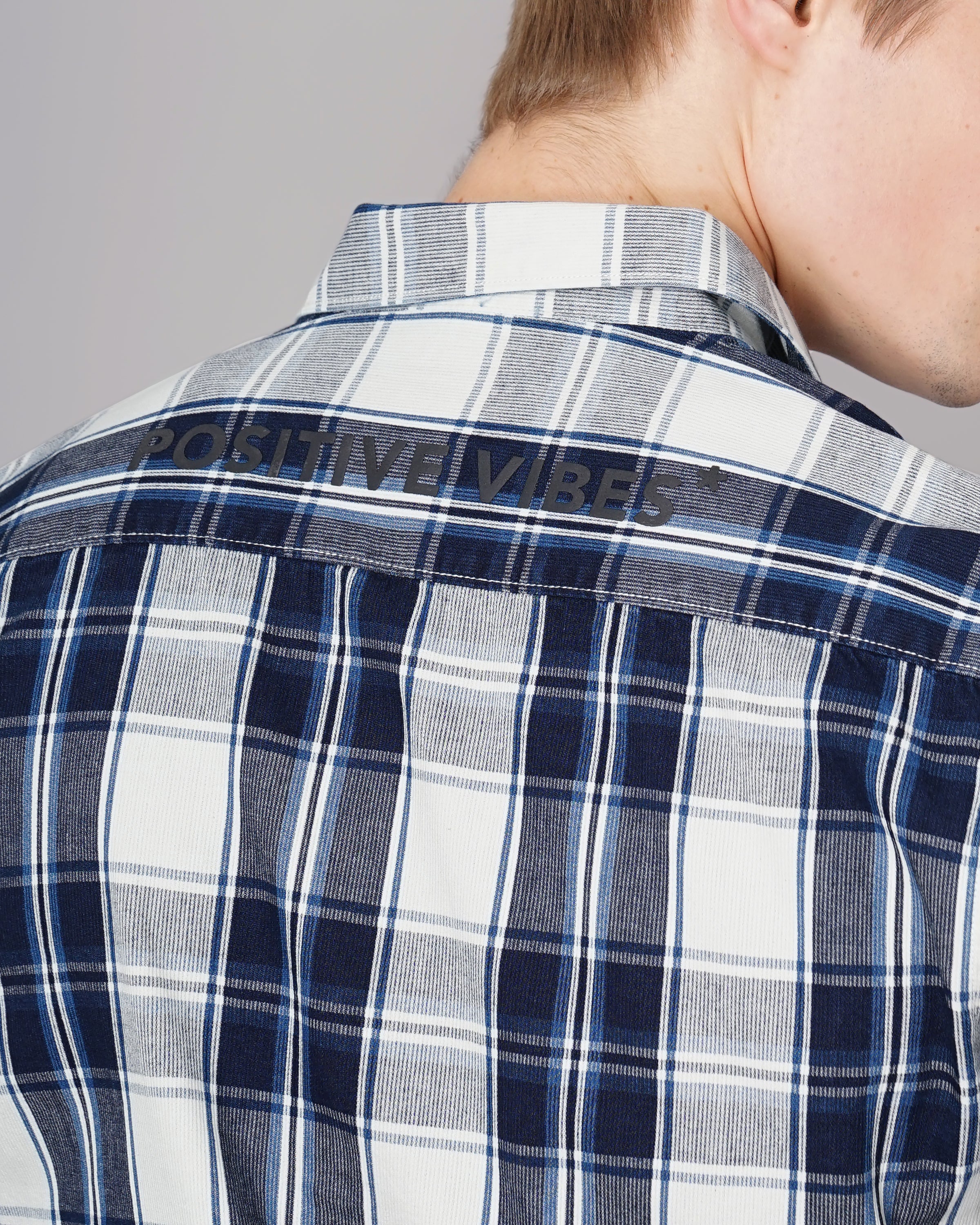 Men's Checks Shirt