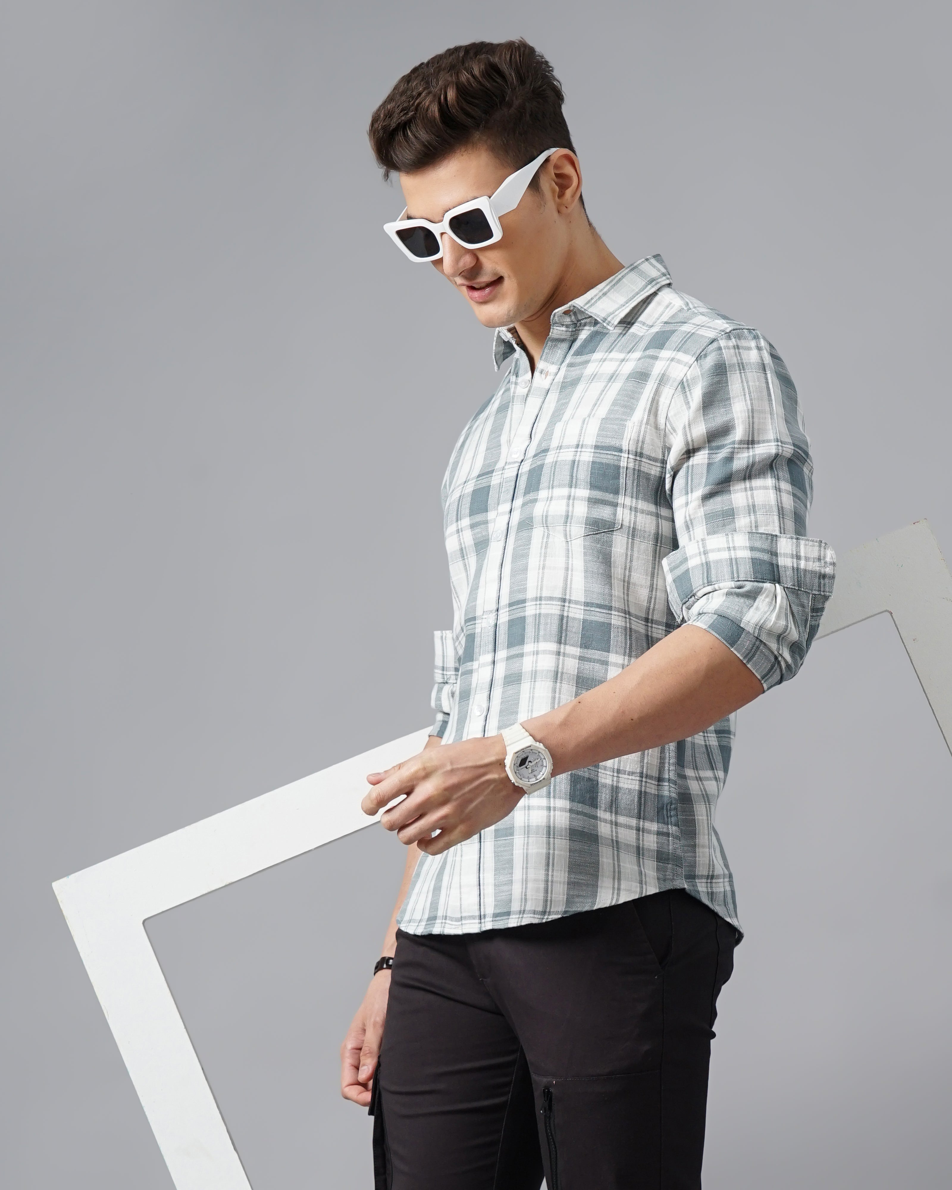 Men's Checks Shirt
