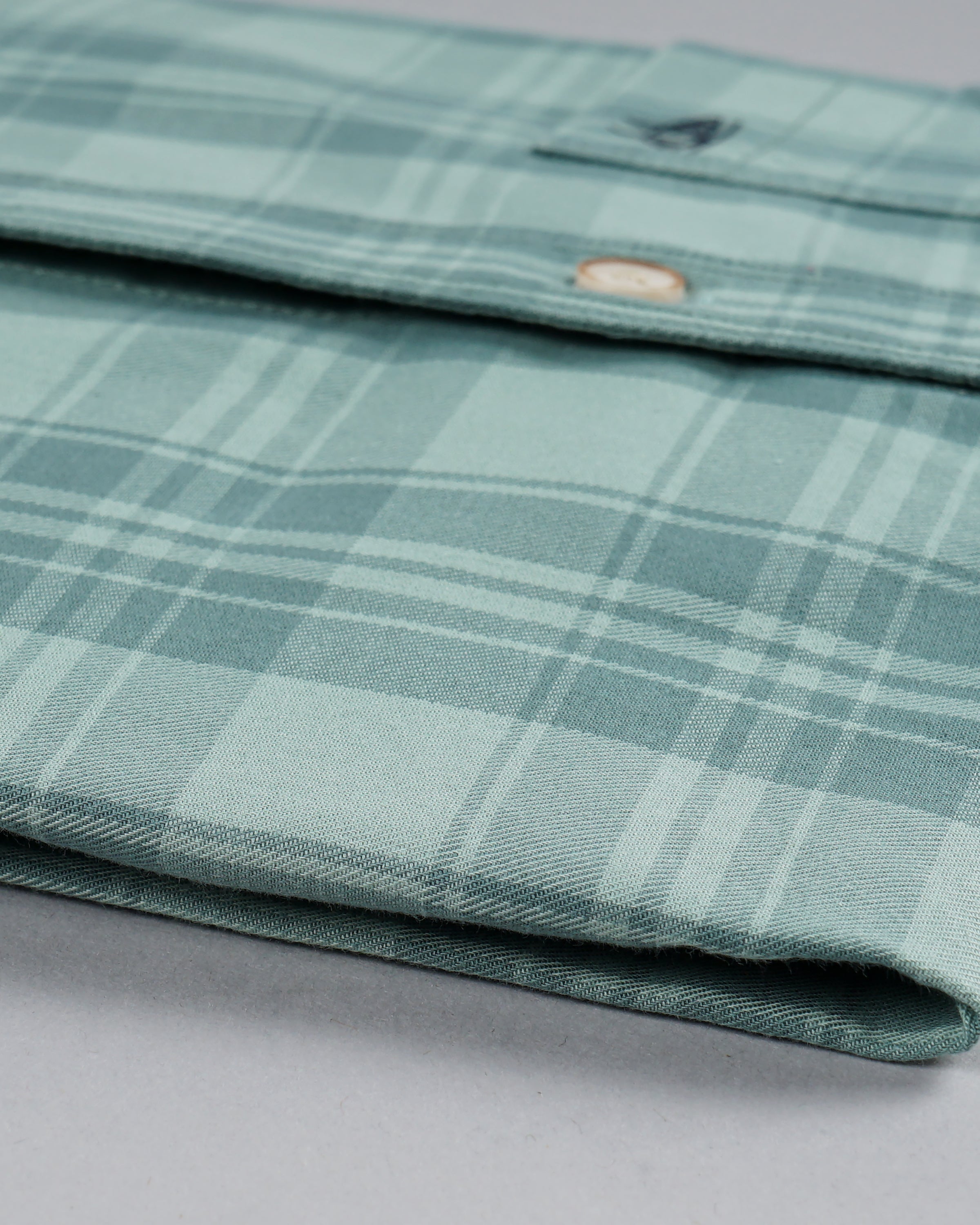 Men's Checks Shirt