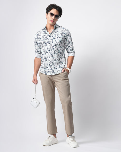 Men Solid Comfort Slim Fit Low-Rise Cargos Trousers