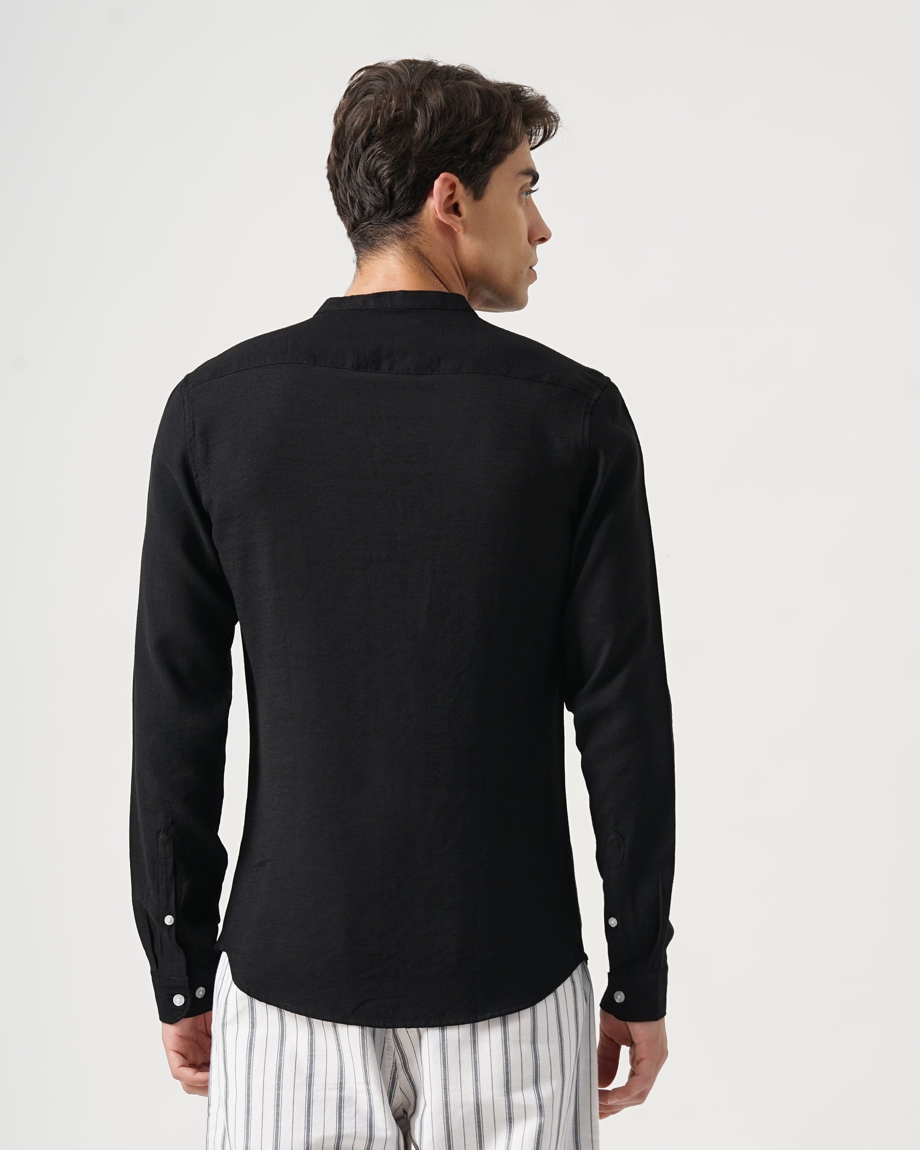 Men's Solid Casual Shirt