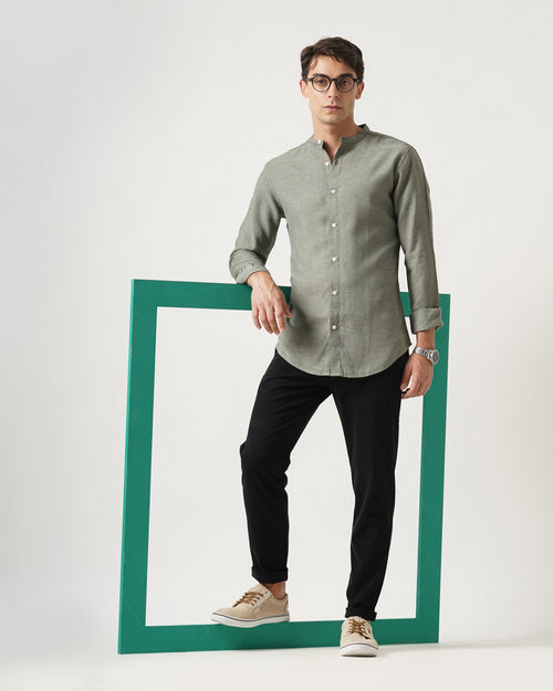 Men's Solid Casual Shirt