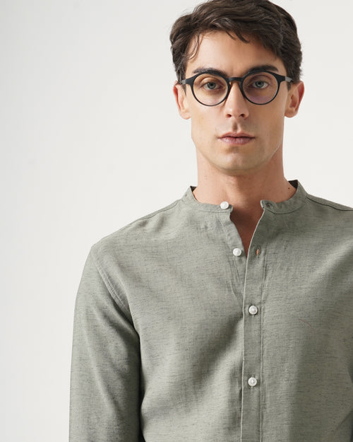 Men's Solid Casual Shirt