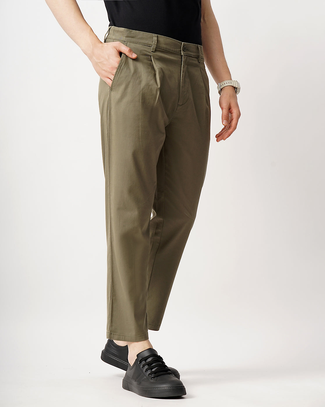 CROPPED LENGTH SINGE PLEATED TROUSER