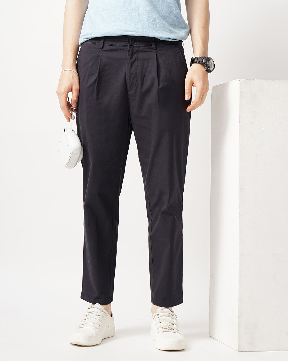 CROPPED LENGTH SINGE PLEATED TROUSER