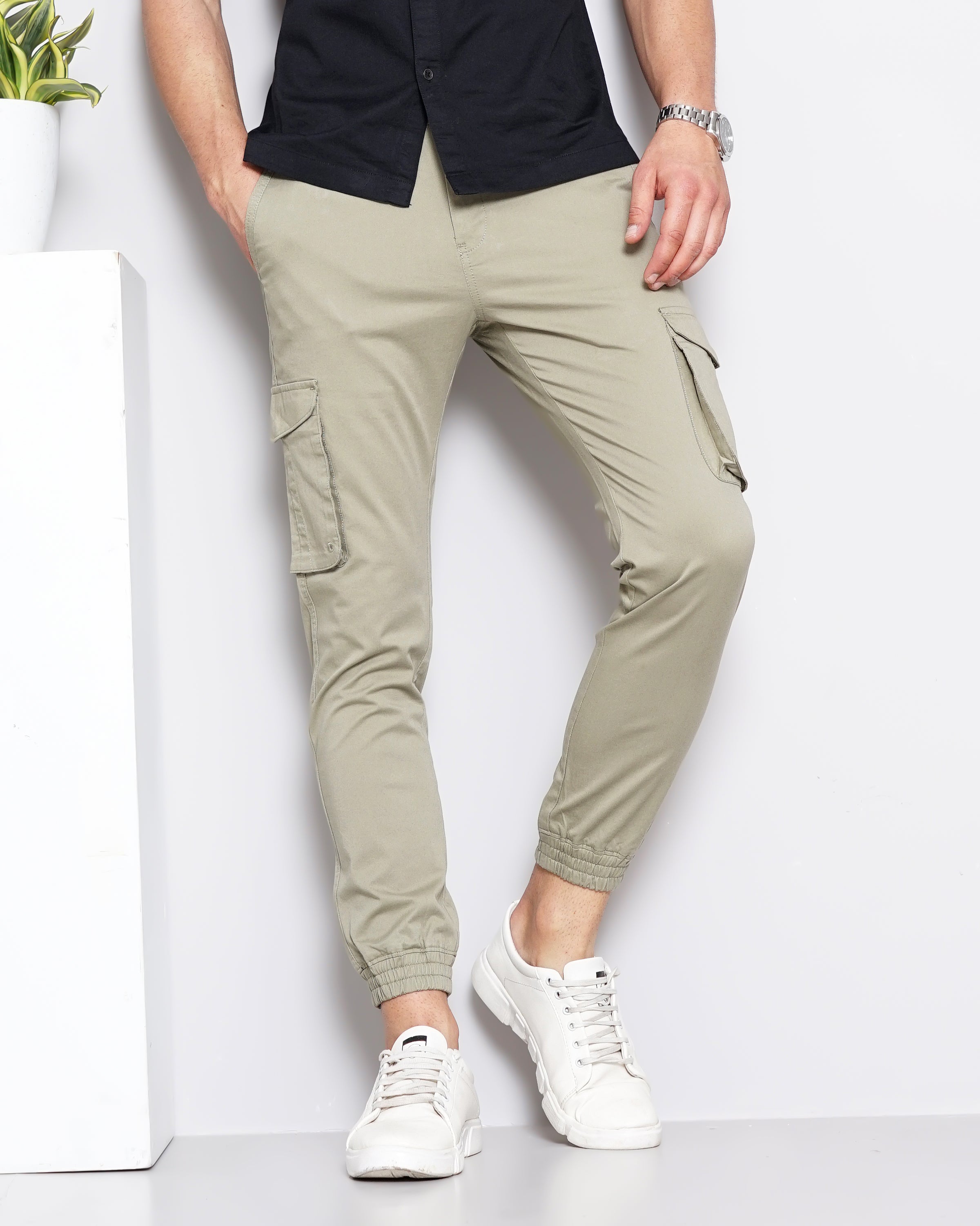 Solid Men's Cargo Joggers