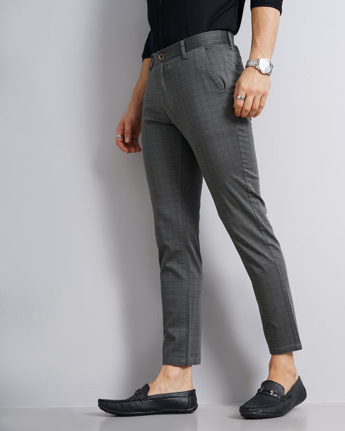 CHECKED SLIM FIT CHINOS